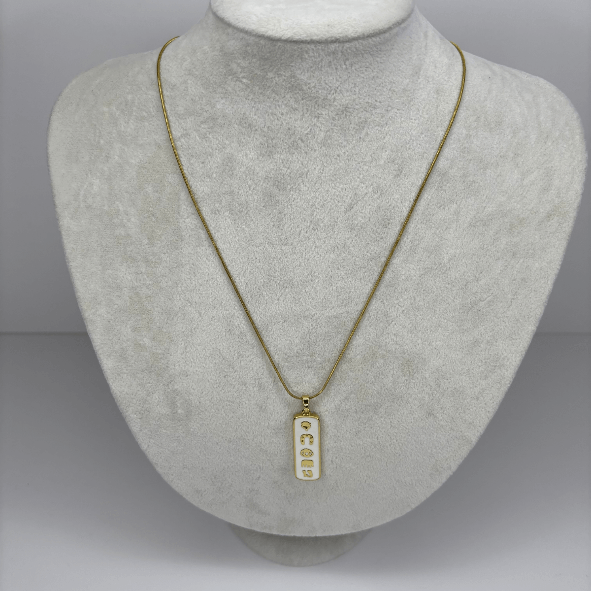 Şans Plakalı Gold Kolye