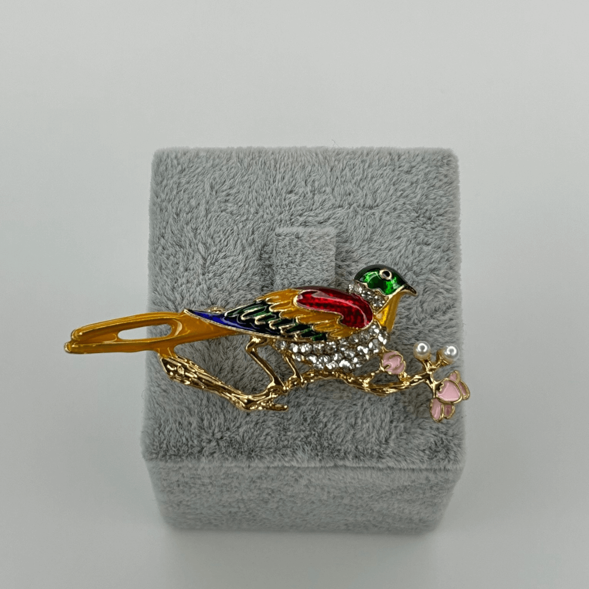 Renkli Kuş Figürlü ve Pembe Çiçekli Taşlı Gold Broş