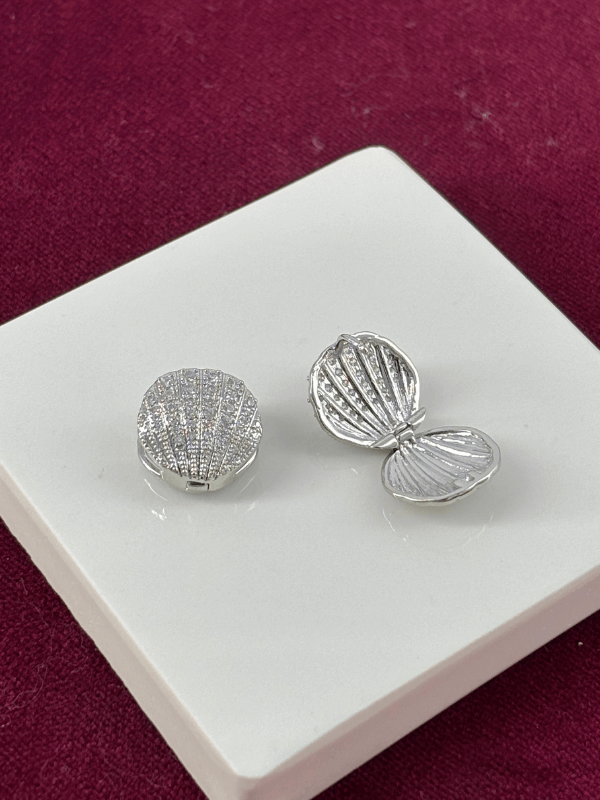Açılır Kapanır Taşlı Deniz Kabuklu Silver Küpe