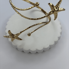 Büyük İki DenizYıldızı Gold Kol Aksesuarı