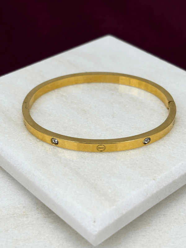 Taşlı Gold Kelepçe