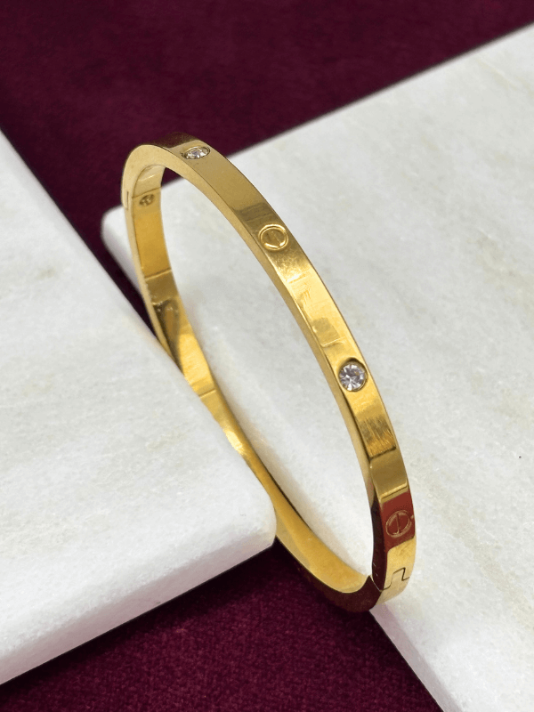 Taşlı Gold Kelepçe