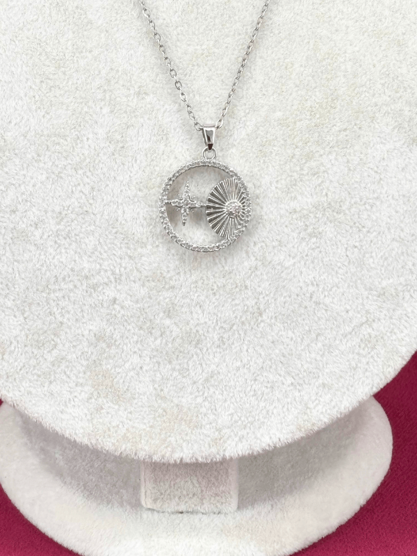 Yıldızlı ve Taşlı Silver Kolye