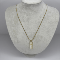 Şans Plakalı Gold Kolye