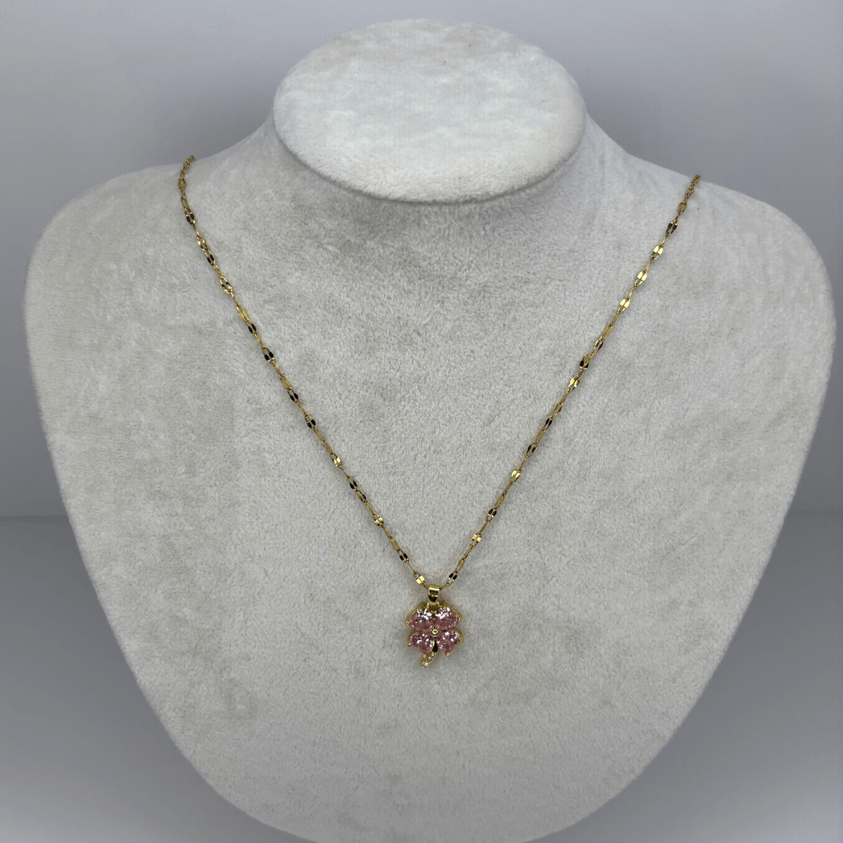 Pembe Yonca Yapraklı Gold Kolye