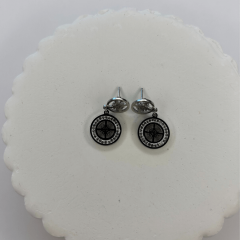 Ortası Çiçekli ve Küçük Taşlı Sallantılı Silver Küpe