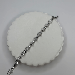 Küçük Taşlı ve Parlak Çift Yıldızlı Silver Bileklik