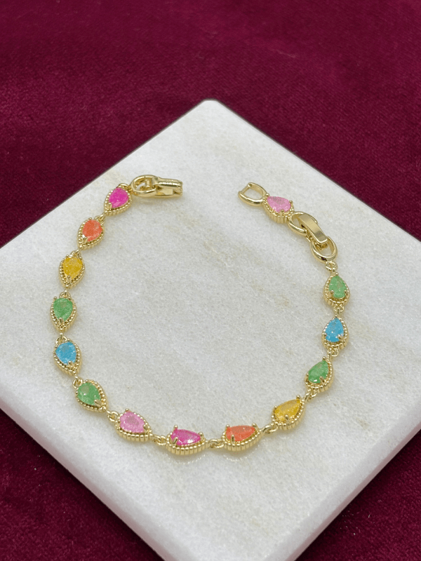 Renkli Sıra Taşlı Gold Bileklik