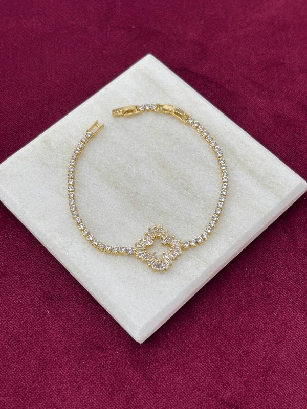 Büyük Taşlı Yaprak Detaylı Gold Bileklik