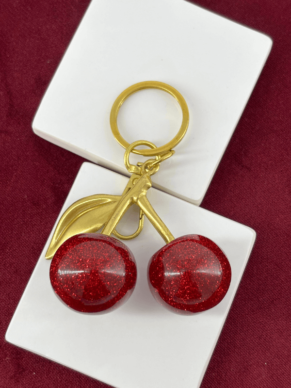 Büyük Kirazlı Altın Yapraklı Çanta Aksesuarı