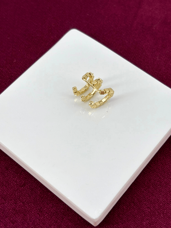 Üç Sıra Dönebilen Parlak Dikdörtgen Detaylı Ayarlanabilir Gold Earcuff