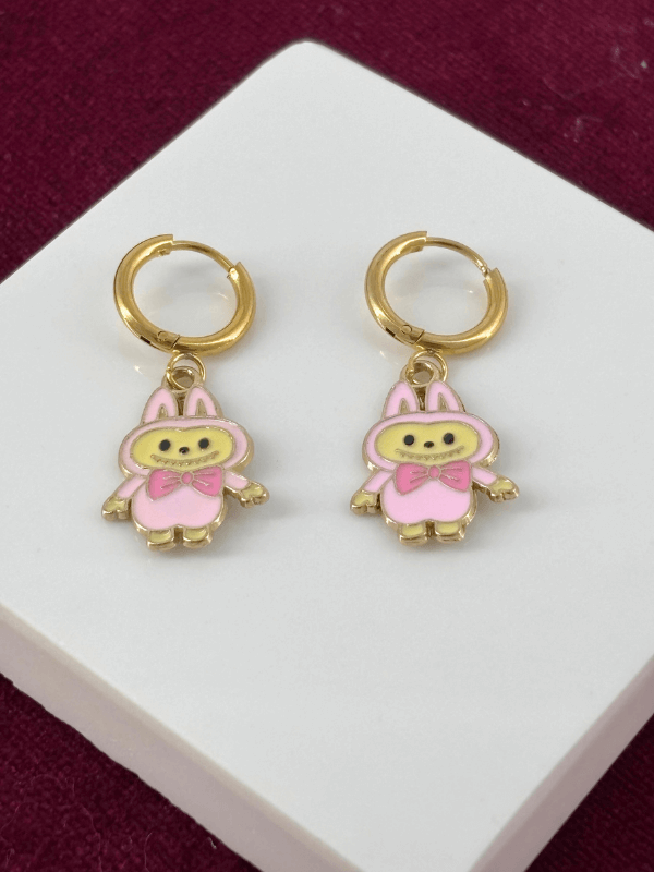 Pembe Renkli Labubu Gold Küpe