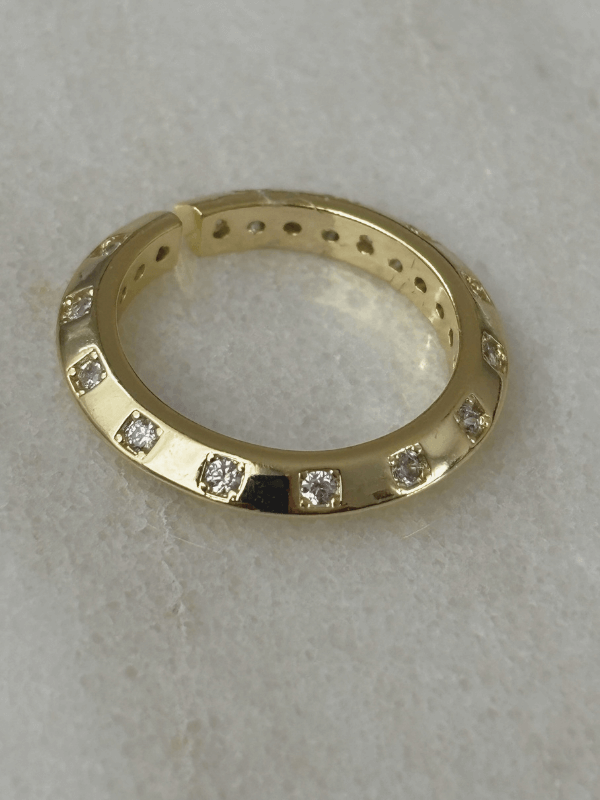 Küçük Taşlı Gold Yüzük