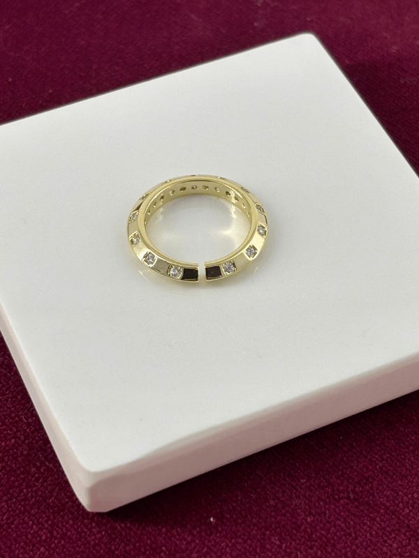 Küçük Taşlı Gold Yüzük