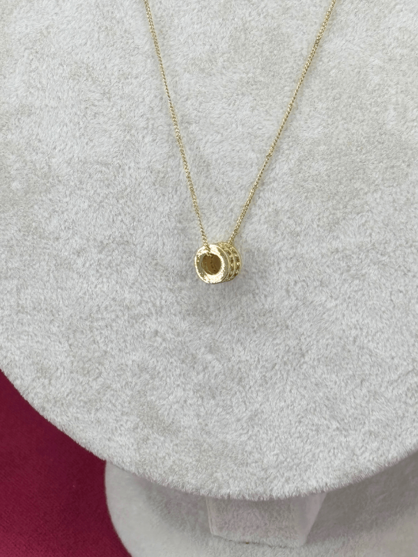 14 K Renginde Çift Sıra Taşlı Daire Şekilli Minimal Gold Kolye