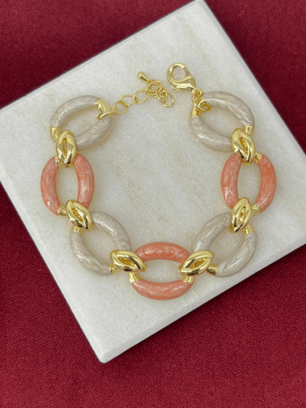 Pembe Beyaz Sedef Yansımalı Altın Detaylı Halka Şekilli Gold İthal Bileklik