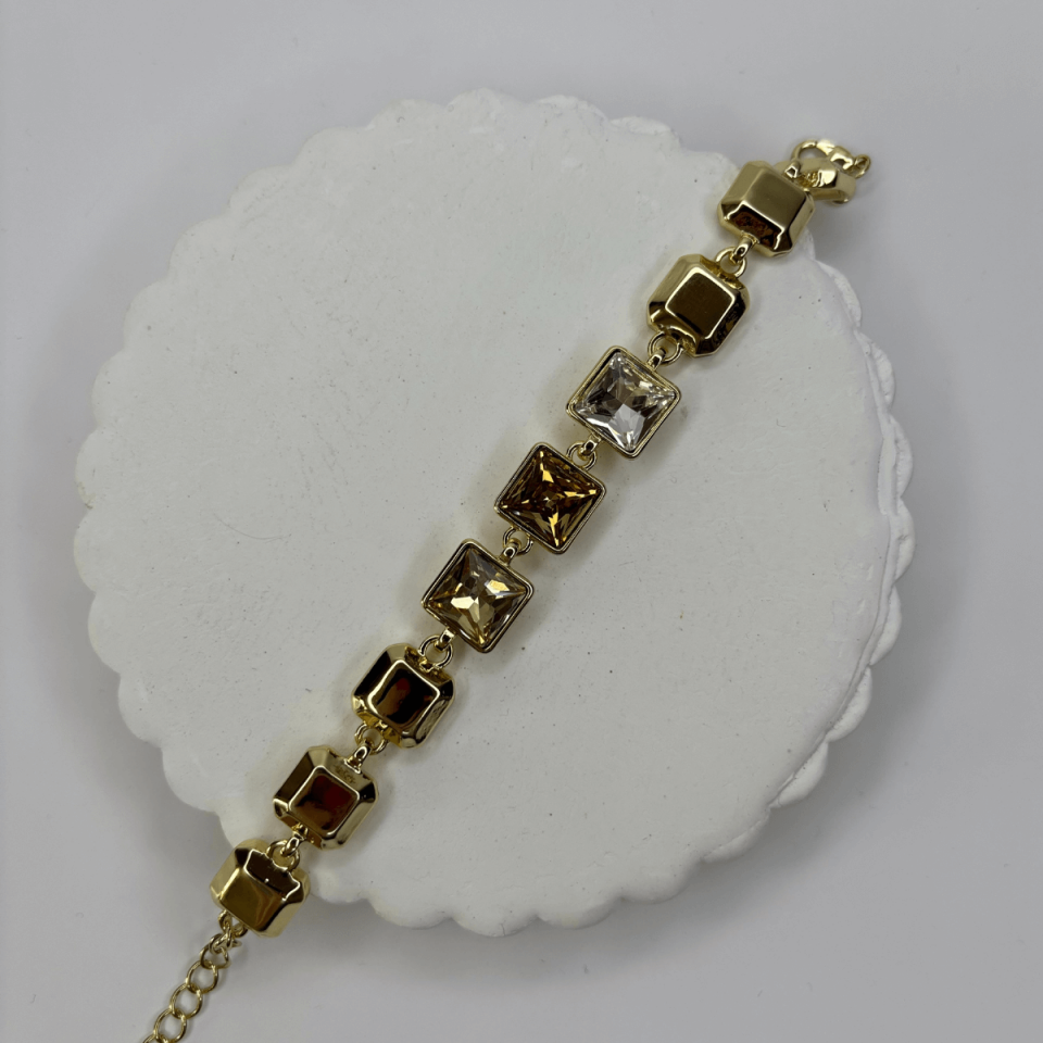 Toprak Tonlarında Parlak Renkli Kare Taşlı Gold İthal Bileklik