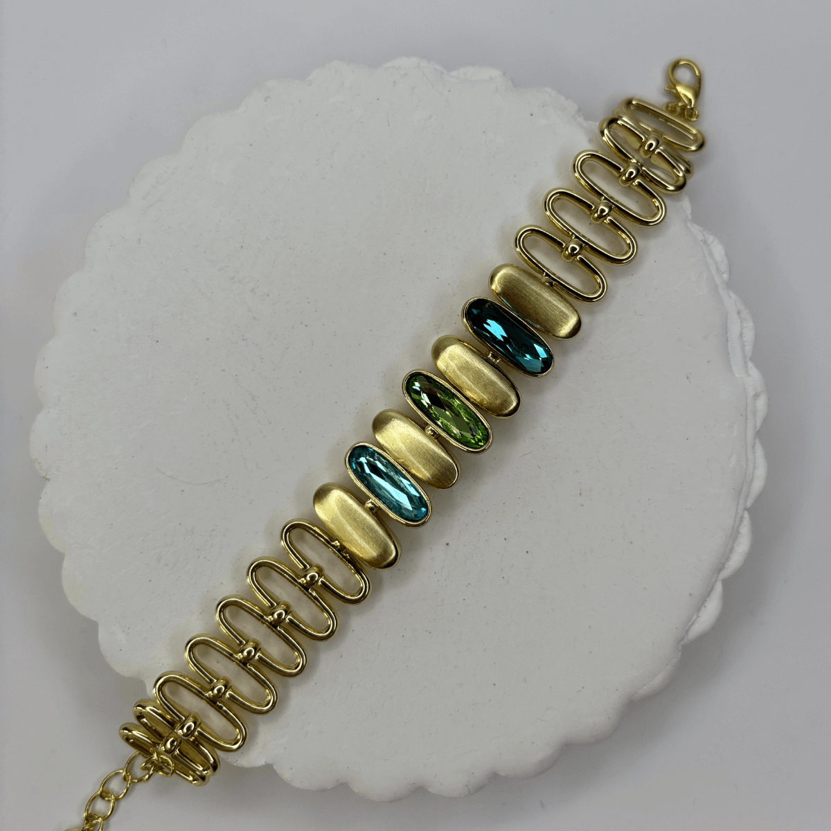 Mavi ve Yeşil Tonlarında Altın Detaylı Oval Şekilli Gold İthal Bileklik 