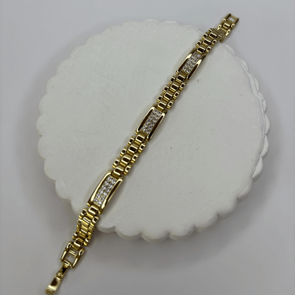 14 K Renginde Minik Taşlarla Kaplı Üç Dikdörtgen Şekilli Gold Bileklik 