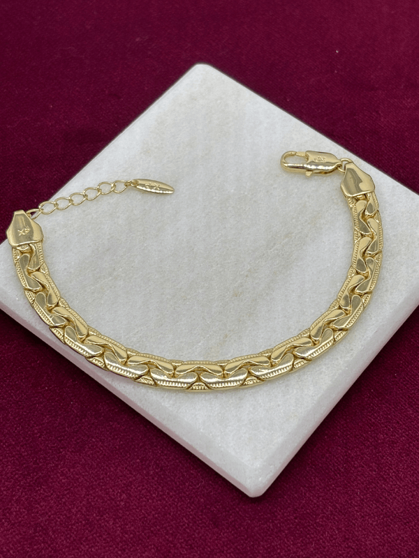14 K Renginde Kalın Örgü Model Gold Bileklik