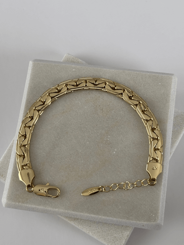 14 K Renginde Kalın Örgü Model Gold Bileklik