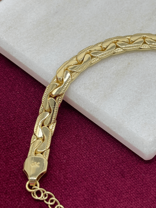 14 K Renginde Kalın Örgü Model Gold Bileklik