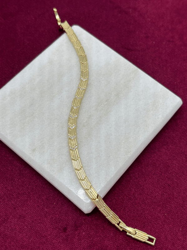 14 K Renginde Minimal Taşlı Ok Şeklinde Çift Renkli Bileklik