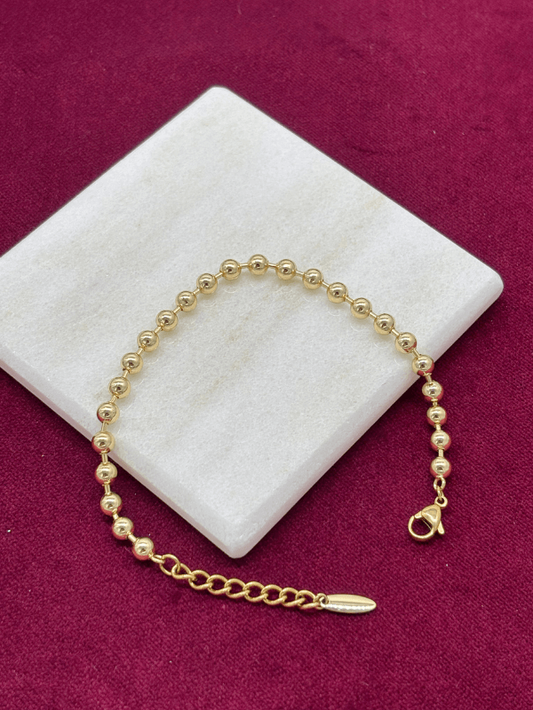 14 K Renginde Dorika Taşlı Gold Bileklik