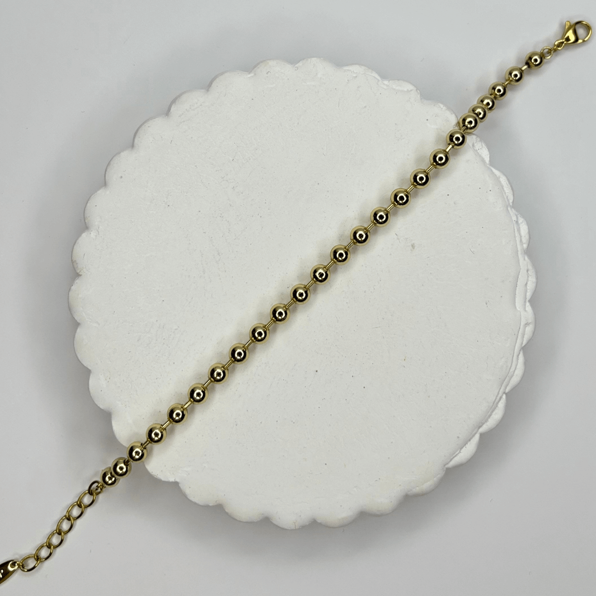 14 K Renginde Dorika Taşlı Gold Bileklik