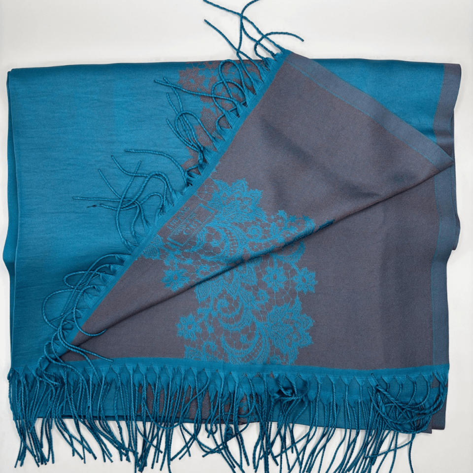Mavi-Gri Tonlarında Deseneli İnce Şal