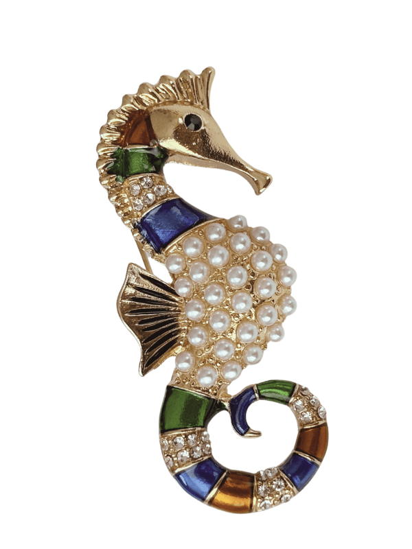 Renkli ve İnci Detaylı Denizatı Figürlü Gold Broş