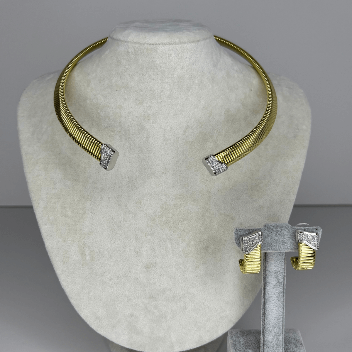 Çift Renkli Çizgili ve Taşlı Set