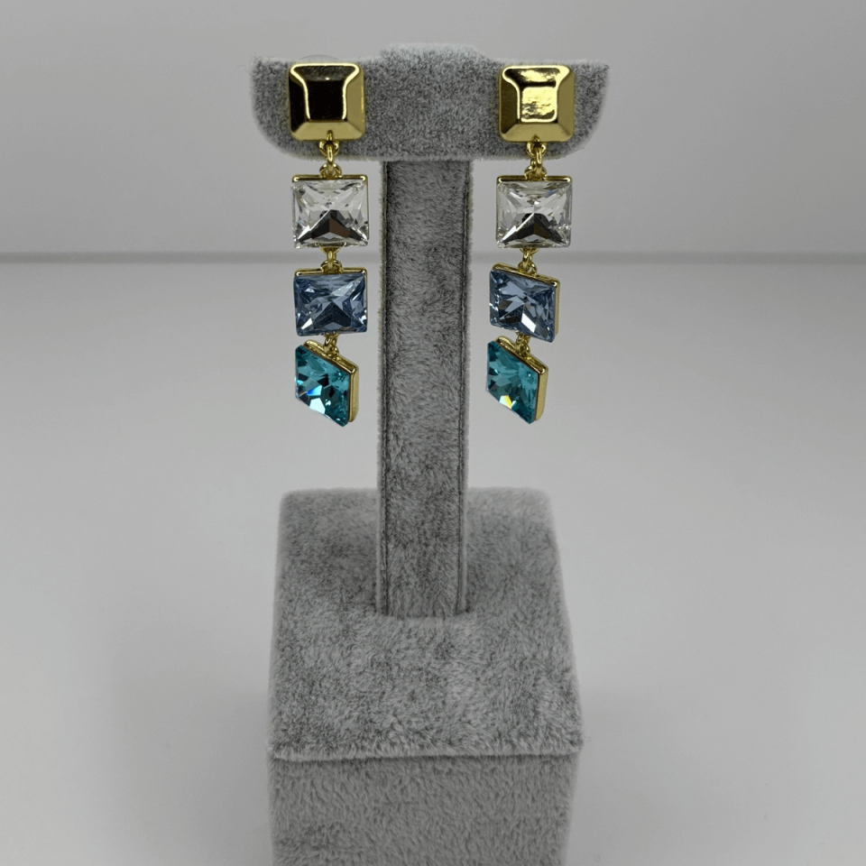 Mavi Tonlarında Üç Kare Şekilli Sallantılı Gold Küpe