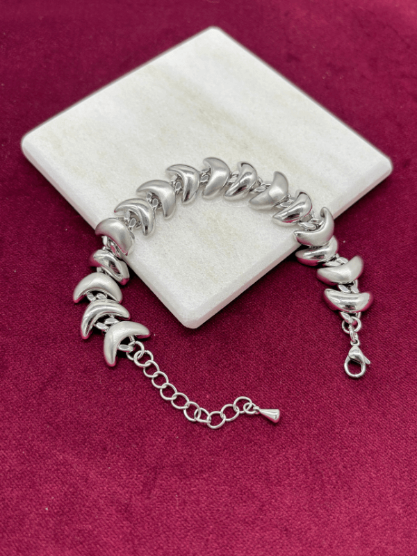 Parlak ve Mat Silver Renkli V Şekilli Bileklik