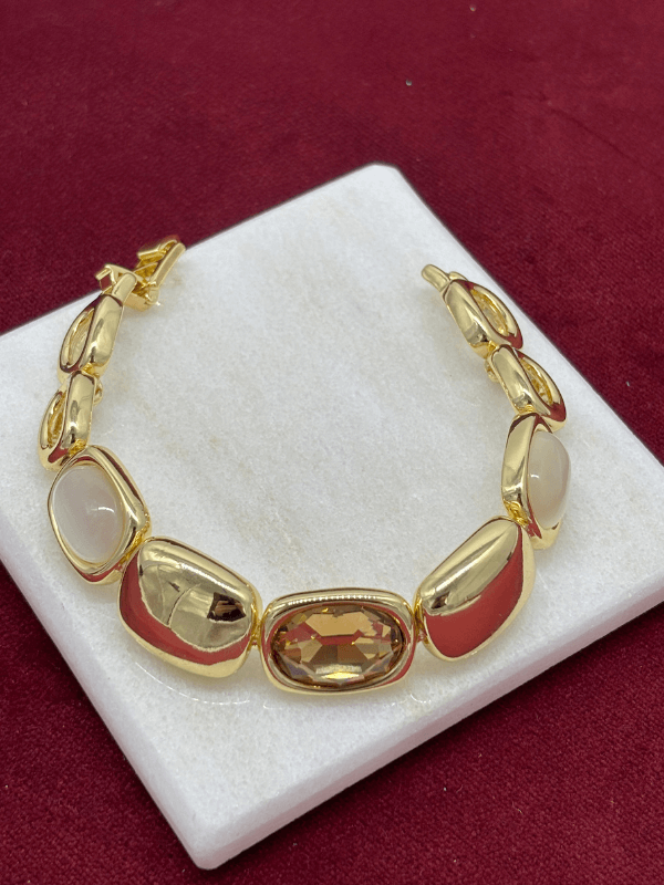 Toprak Tonlarında Parlak Dikdörtgen Şekilli Gold Bileklik