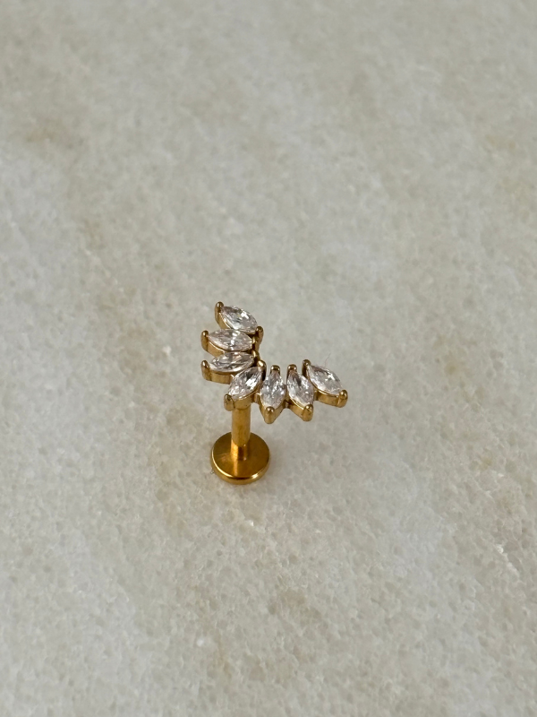 Oval Taş Detaylı ve Yay Şekilli Gold Piercing