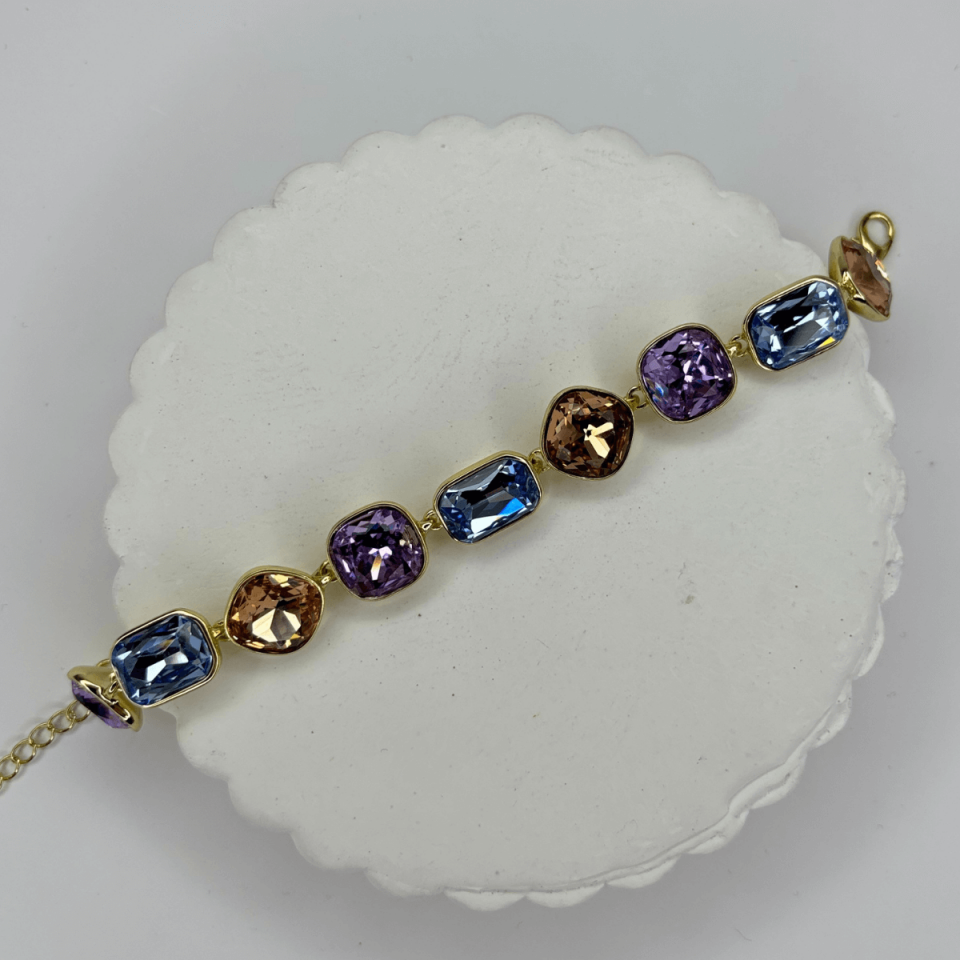 Rengarenk Parlak Taşlı Geometrik Şekilli Gold İthal Bileklik