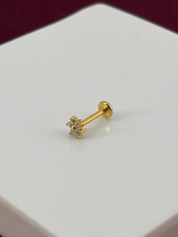 Minimal Güneş Şekilli ve Taşlı Gold Piercing