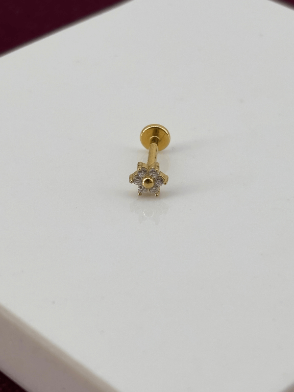 Minimal Güneş Şekilli ve Taşlı Gold Piercing