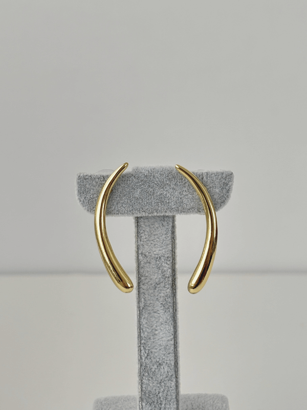 Kemik Şekilli Gold Renkli Küpe