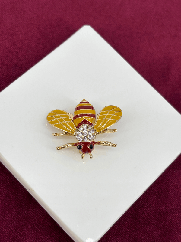 Sarı ve Kırmızı Renkli Gümüş Taşlı Arı Figürlü Gold Broş