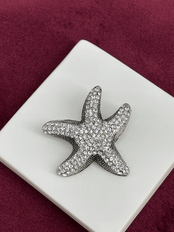 Minik Gümüş Taşlarla Kaplı Deniz Yıldızı Figürlü Silver Broş