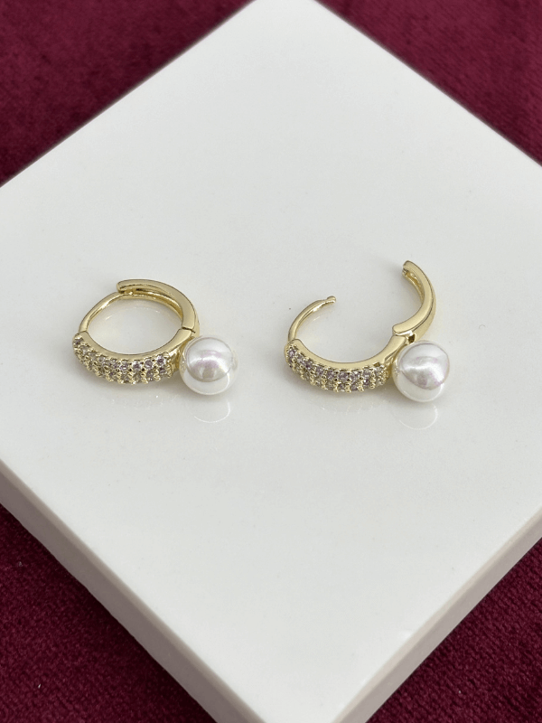 14K Altın Renkli Gümüş Taşlı ve İnci Detaylı Gold Halka Küpe